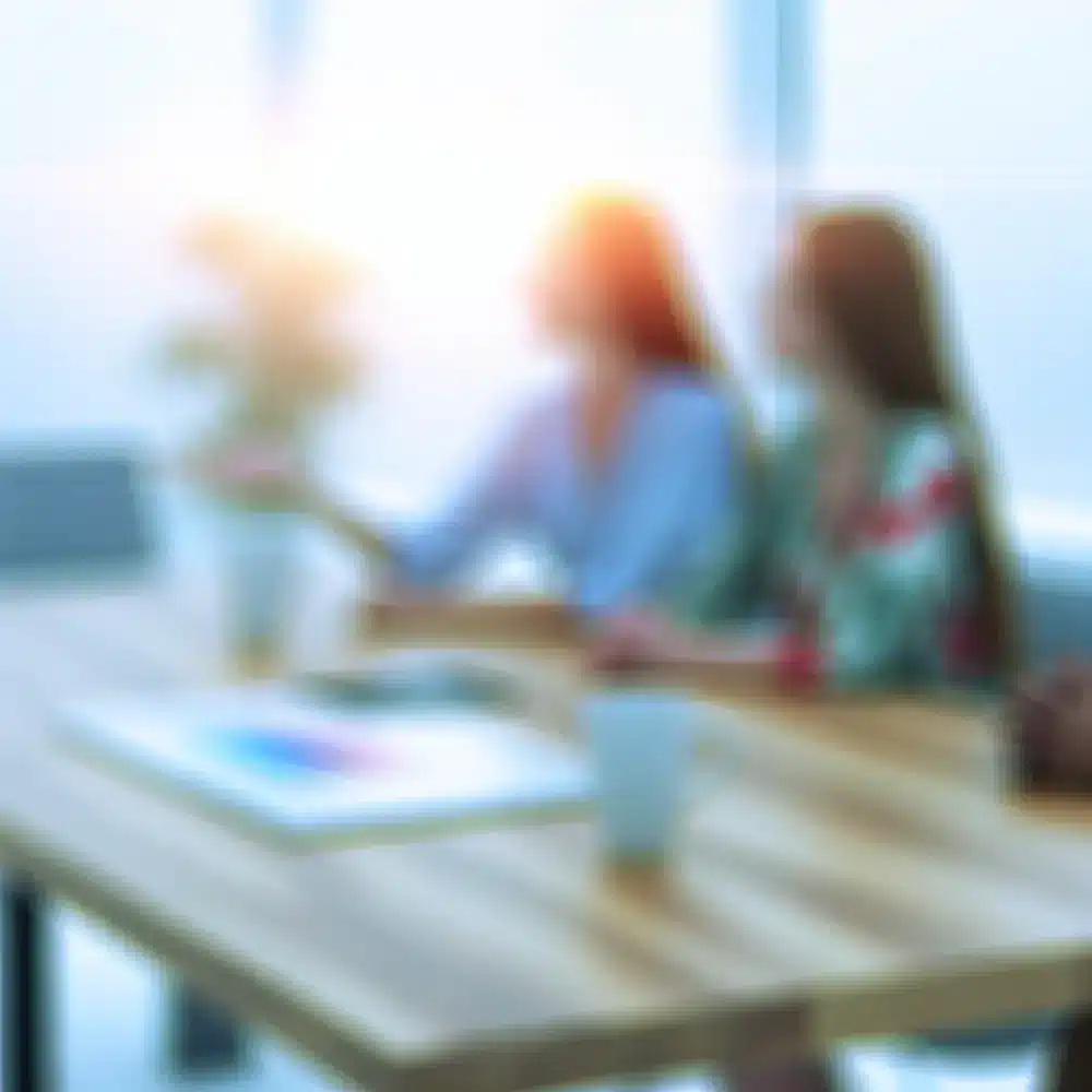 ¿Cuáles Son los 4 Estilos de Comunicación Interpersonal? 10 Ejemplos de Cómo Usarlos en el Trabajo