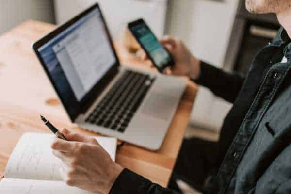 How to Connect More Than 4 Devices on WhatsApp Business Easily?