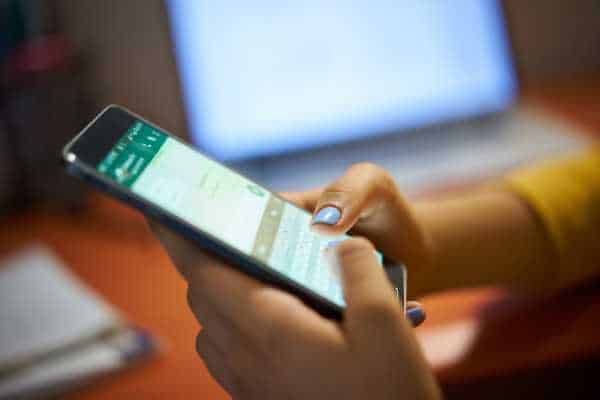 Mensaje de Saludo para Clientes en WhatsApp Ejemplos Listos