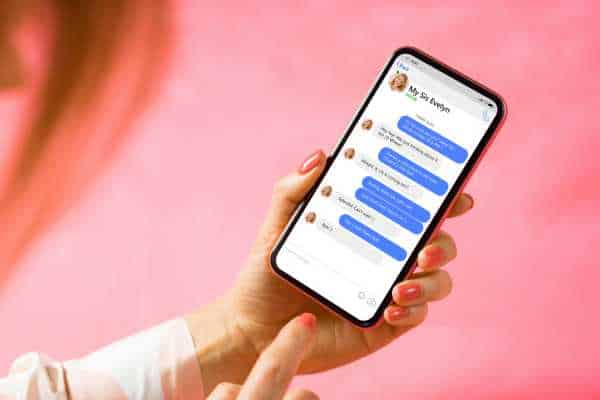Post-Sale Messaging via WhatsApp: Templates for Customer Loyalty