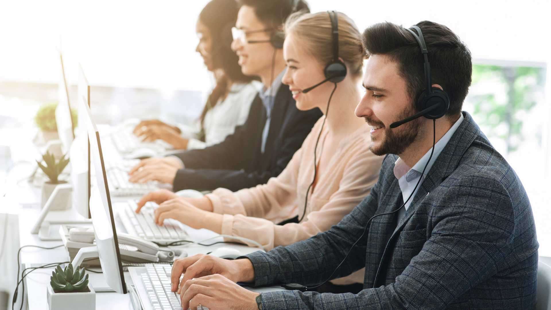 What is Outbound Telemarketing: Advantages and How to Implement